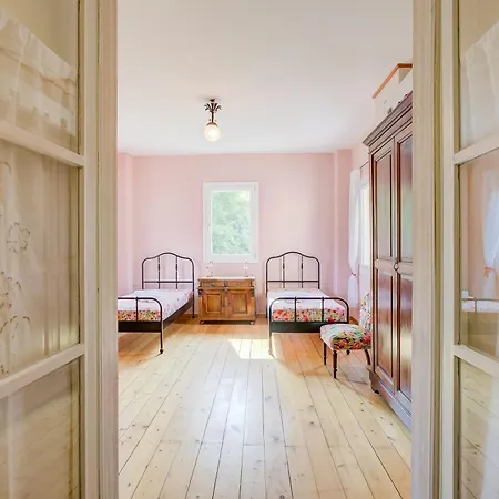Tagini: Restored 1888 With Private Garden