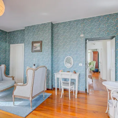 Tagini Timeless Elegance And Style - Happy *