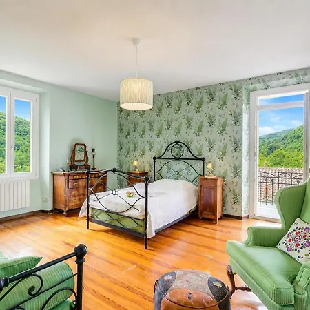 Tagini: Restored 1888 With Private Garden Villa *