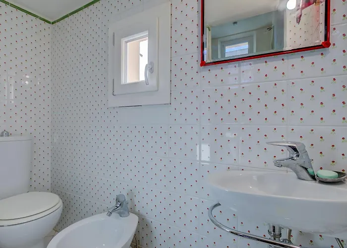 Tagini Timeless Elegance And Style - Happy Brovello-Carpugnino